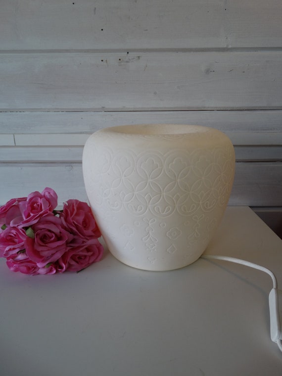 Lebber vintage® - Ikea Liter white table lamp Johanna Egnell, feldspar porcelain with floral motif!