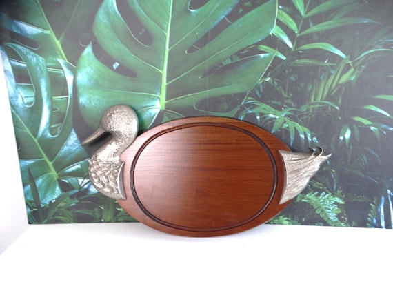 Lebber vintage® - Vintage serving board duck model, France, beech wood and metal.