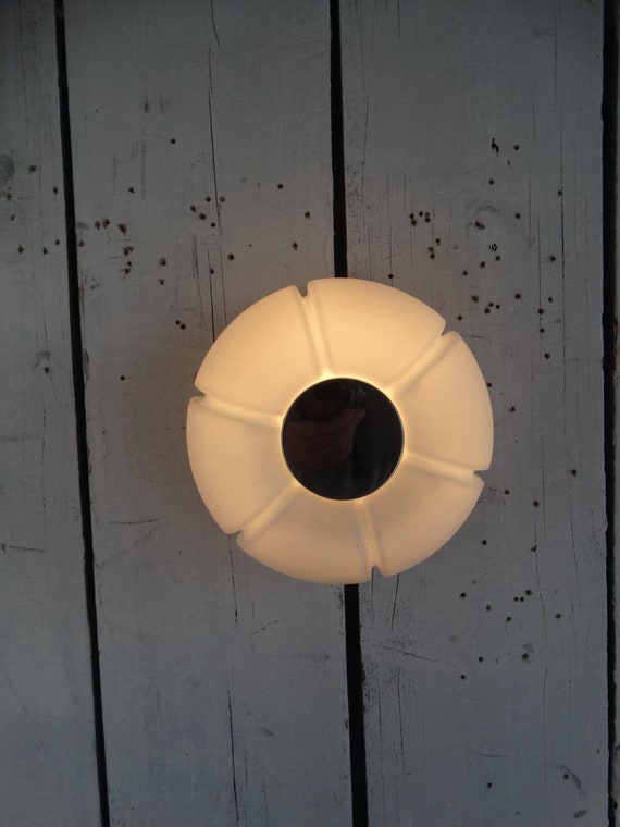 Lebber vintage® - Vintage Glashütte Limburg Wall Lamp Opaline Glass Wall Lamp / Mid- Century Sconce 2411