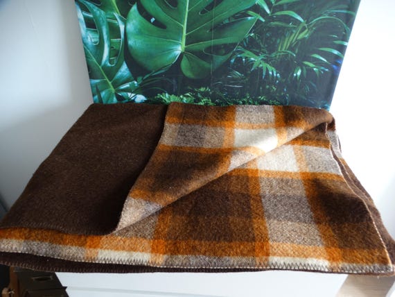 Lebber vintage® - Vintage van Wijk Dutch wool blanket 220 x 180 cm cream/brown.