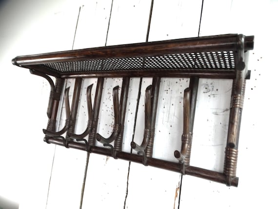 Lebber vintage® - Vintage rattan coat rack with hat rack - bamboo - 1970s