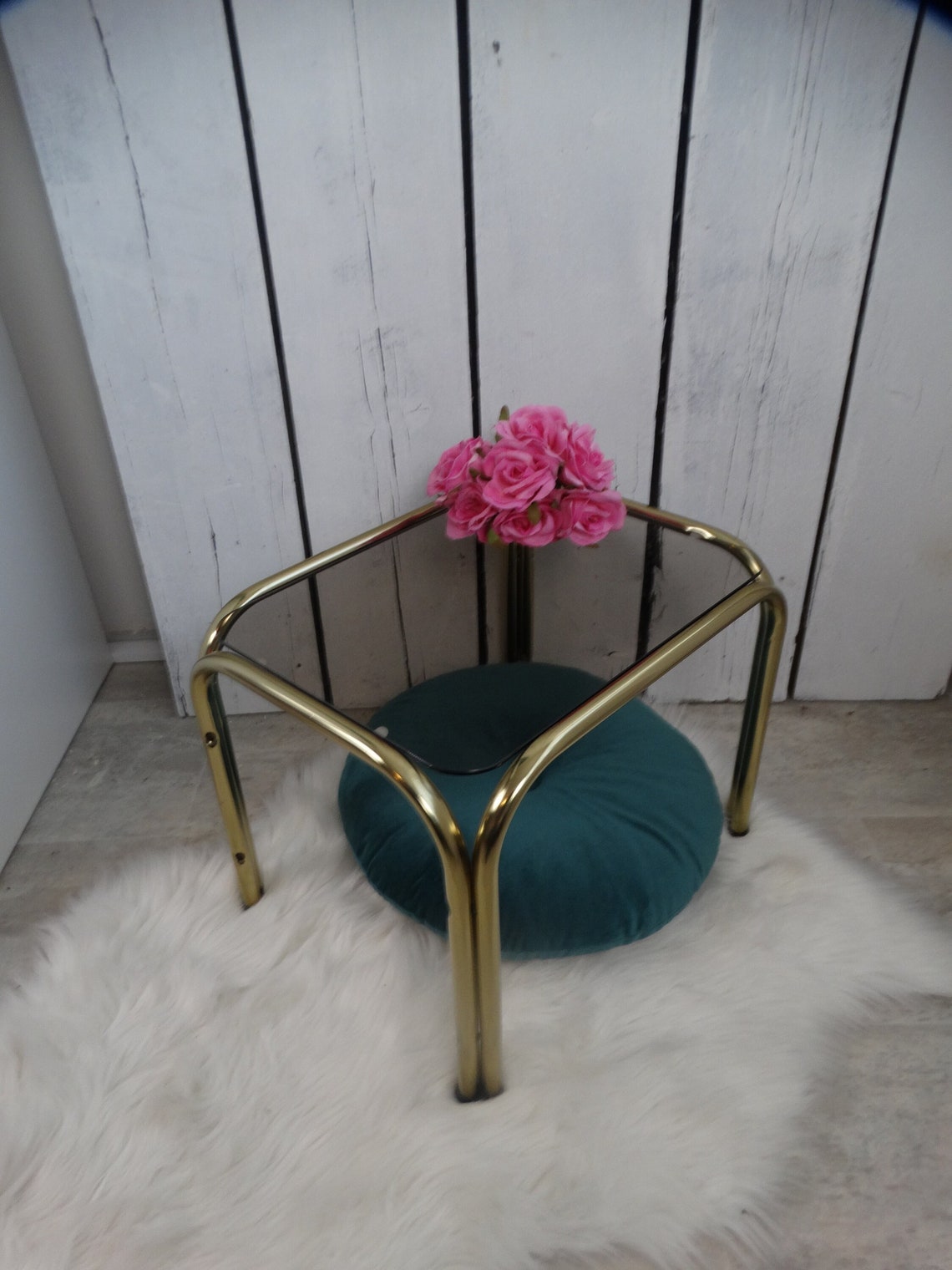 Lebber vintage® - Moderne Vintage vergulde Tafel met Gerookt Glas, Originele vergulde bijzettafel met brons gerookt Glas., foto 1 di 5