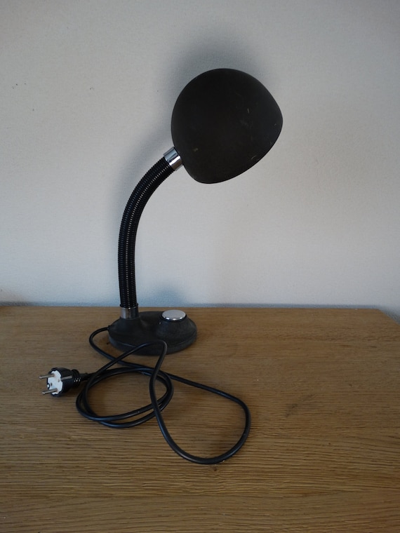 Lebber vintage® - Vintage Hillebrand Germany desk lamp! Beautiful robust lamp!