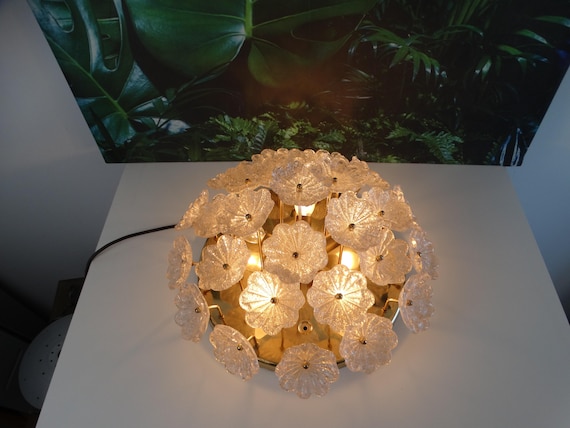 Lebber vintage® - Ceiling lamp with glass flowers from the mid-20th century, in the style of Ernst Palme, brass, 28 glass flowers.