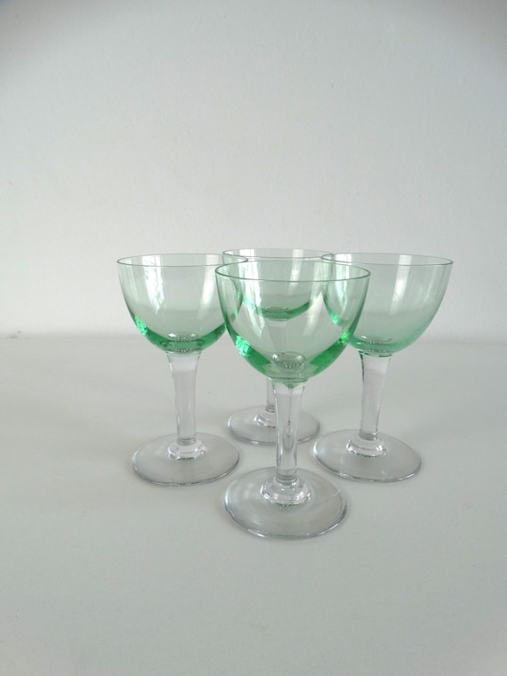 Lebber vintage® - Set of 4 antique uranium glasses.