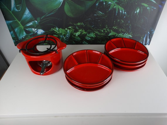 Lebber vintage® - 6 Vintage ceramic plates 1960's. Jasba red. With Fondue burner from Jasba.
