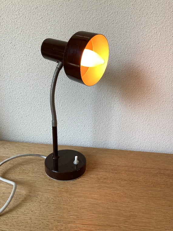 Seventies desk lamp. Real vintage. Moooooi!