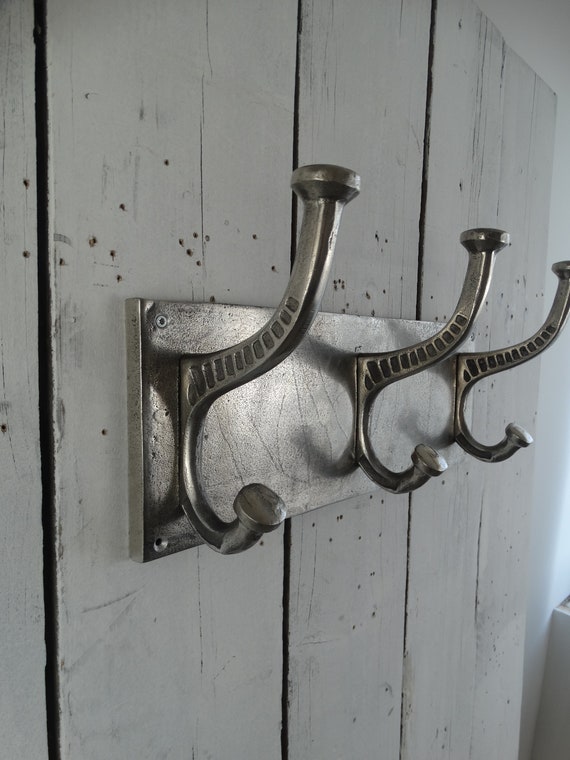 Lebber vintage® - Art deco coat rack, railroad coat rack, aluminum coat rack.