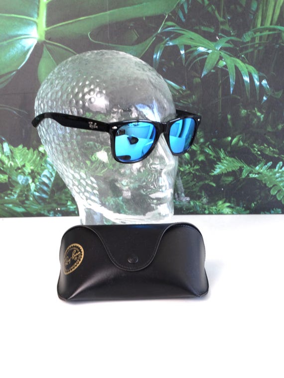 Lebber vintage® - Ray-Ban WAYFARER (RB2140) sunglasses with original case.