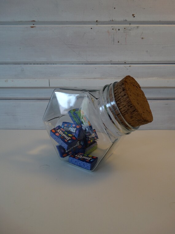 Lebber vintage® - Retro candy jar, vintage shop sales glassware | Italian jar with screw lid, Borganovo | Tilted large storage pot