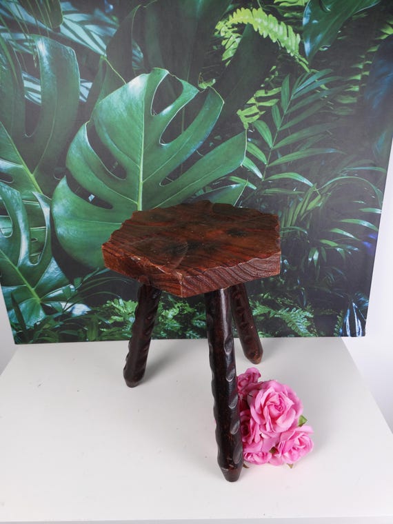 Lebber vintage® - Vintage Spanish brutalist stool! Plant stool, book stool!