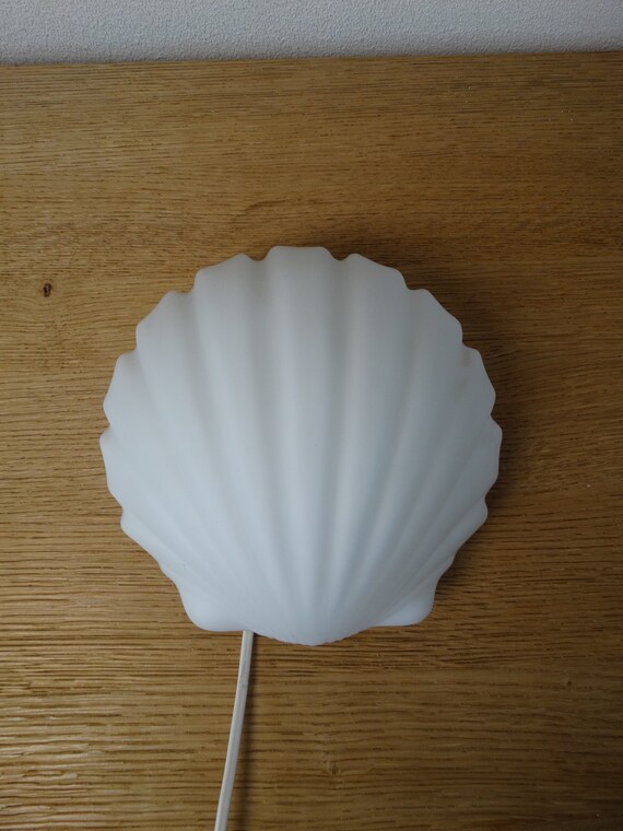 Lebber vintage® - Vintage Glashütte Limburg Shell Wall Lamp Opaline Glass Wall Lamp / Mid- Century Sconce 2808