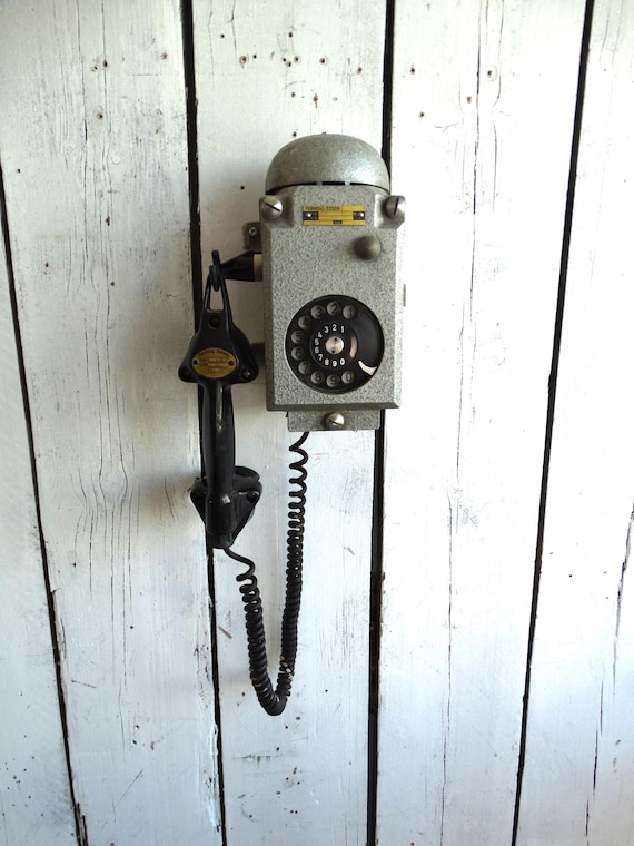 Lebber vintage® Vintage Fernsig Essen factory telephone, gastight telephone. Old telephone.