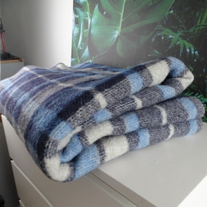 Aabe Wool Blanket - Etsy
