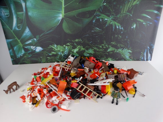 Lebber vintage® - lot of Playmobil accessories from 1974!