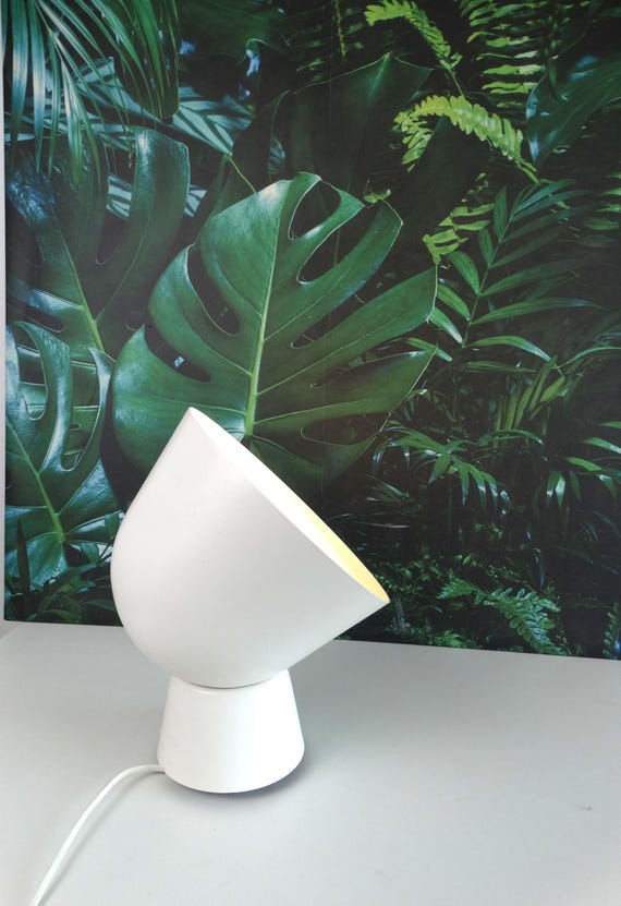 Lebber vintage® - White modernist wall lamp – Swedish design Ola Wihlborg, Ikea.