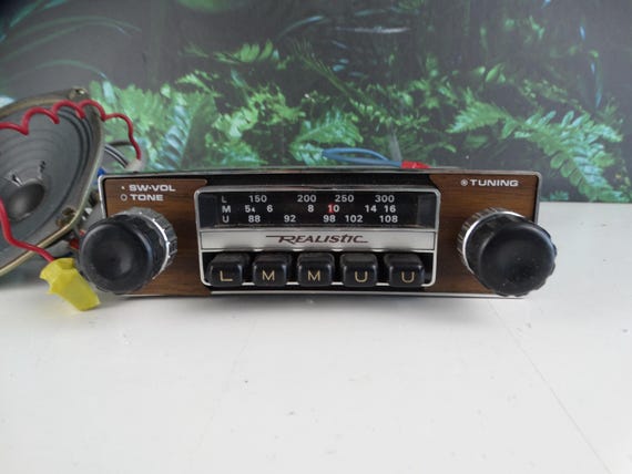 Lebber vintage® - Classic - Realistic, Car radio, Car radio! model 12-9103. Classic car radio!