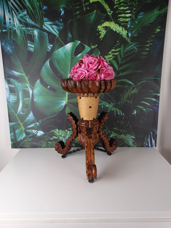 Lebber vintage® - Vintage Spanish brutalist stool! Taboeret - Plant stool, book stool!