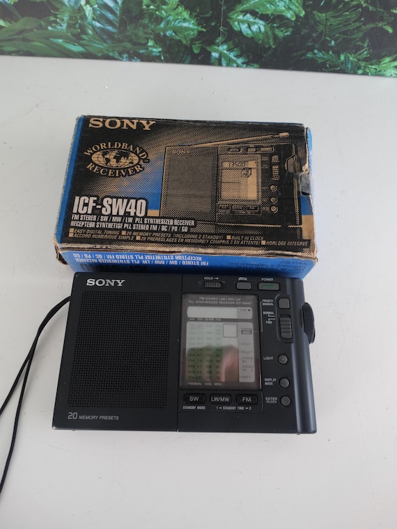 Lebber vintage® - Sony world receiver ICF-SW40, worldband receiver.