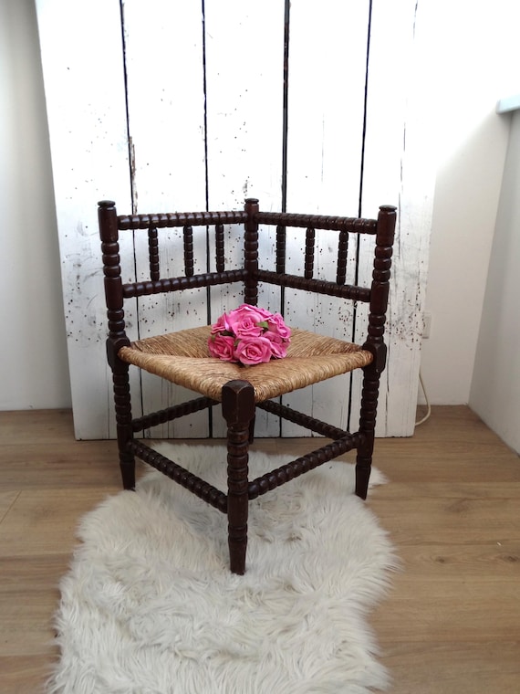 Lebber vintage® - Antique beech wood hand-turned so-called Bobbin chair, with rush seat!