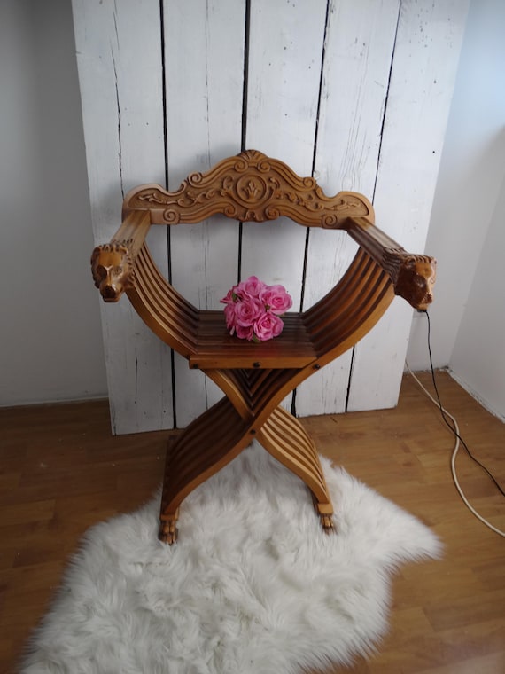Lebber vintage® - Antique Savonarola chair, Florentine Renaissance home decoration, armchair in carved wood, foldable.
