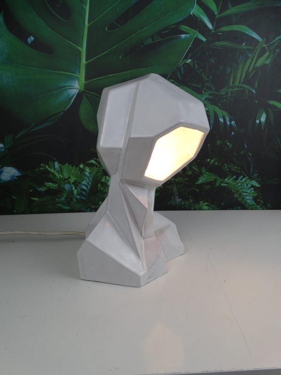 Lebber vintage® - Vintage Italian cubist lamp from the 1970s.