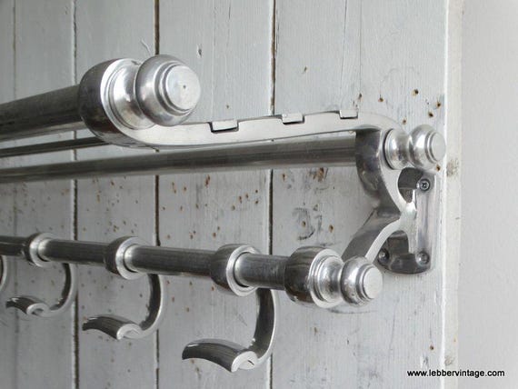 Lebber Vintage® - Beautiful aluminum wagon coat rack, French train coat rack, Art Deco style, practical and beautiful coat rack. Riviera Maison