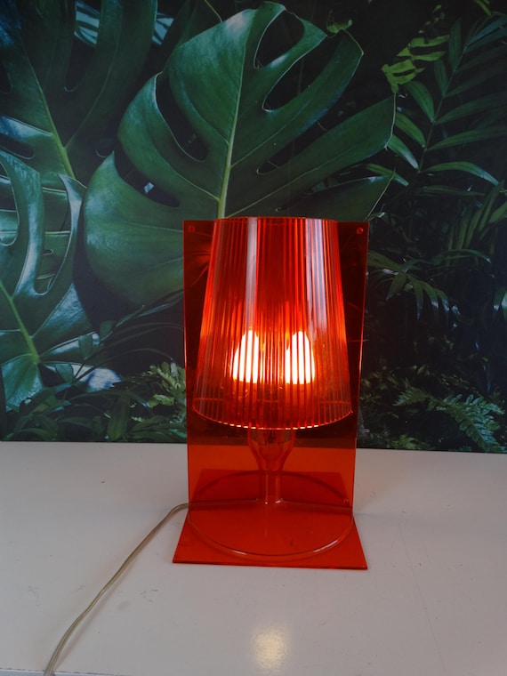 Lebber vintage® - Vintage Kartell Take lamp in orange color! Designed by Ferruccio Laviani