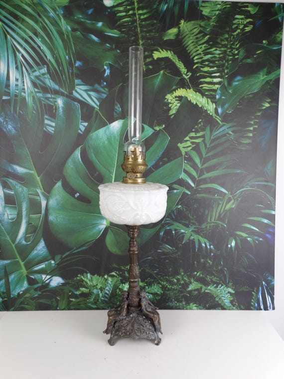 Lebbervintage® - Oil lamp Royal zanzara from France CA. 1910