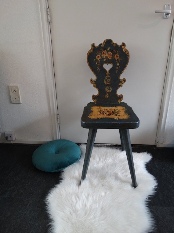 Lebber vintage® - Hindelooper chair circa 1920. Hindelooper paintings!