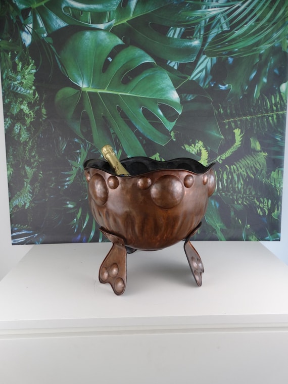 Lebber vintage® - Art deco copper champagne cooler. Over 100 years old.