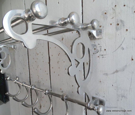 Lebber vintage® - Beautiful wagon coat rack made of polished aluminum, French train coat rack, art deco style practical and beautiful coat rack