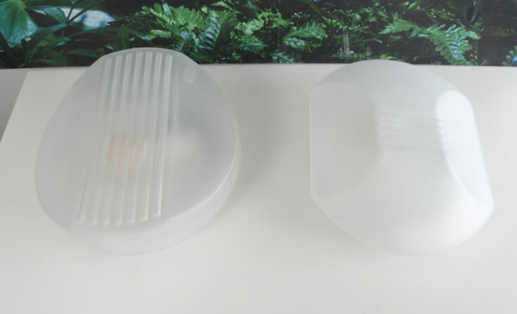 Lebber vintage® - Vintage, pop art, style, frosted glass ceiling lamp, Massive Belgium. 1980s, frosted glass.