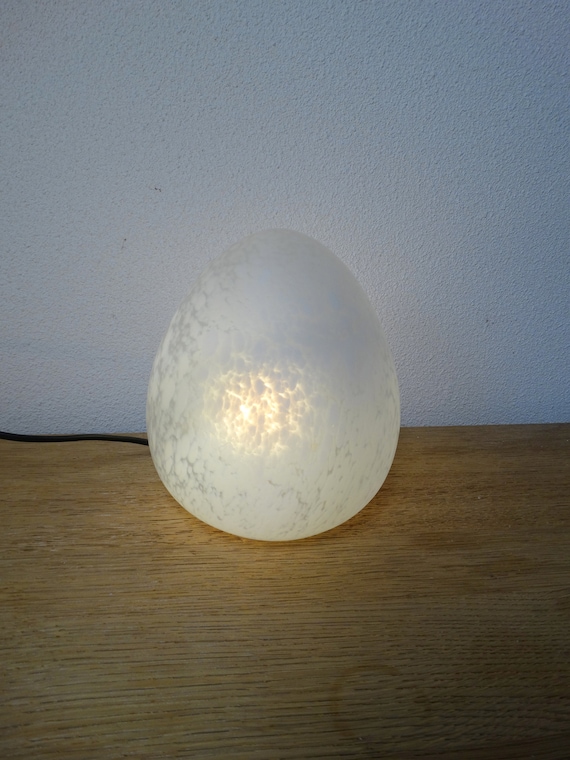 Lebber vintage® -Vintage W.L.P egg shaped lamp, 80s. Germany.