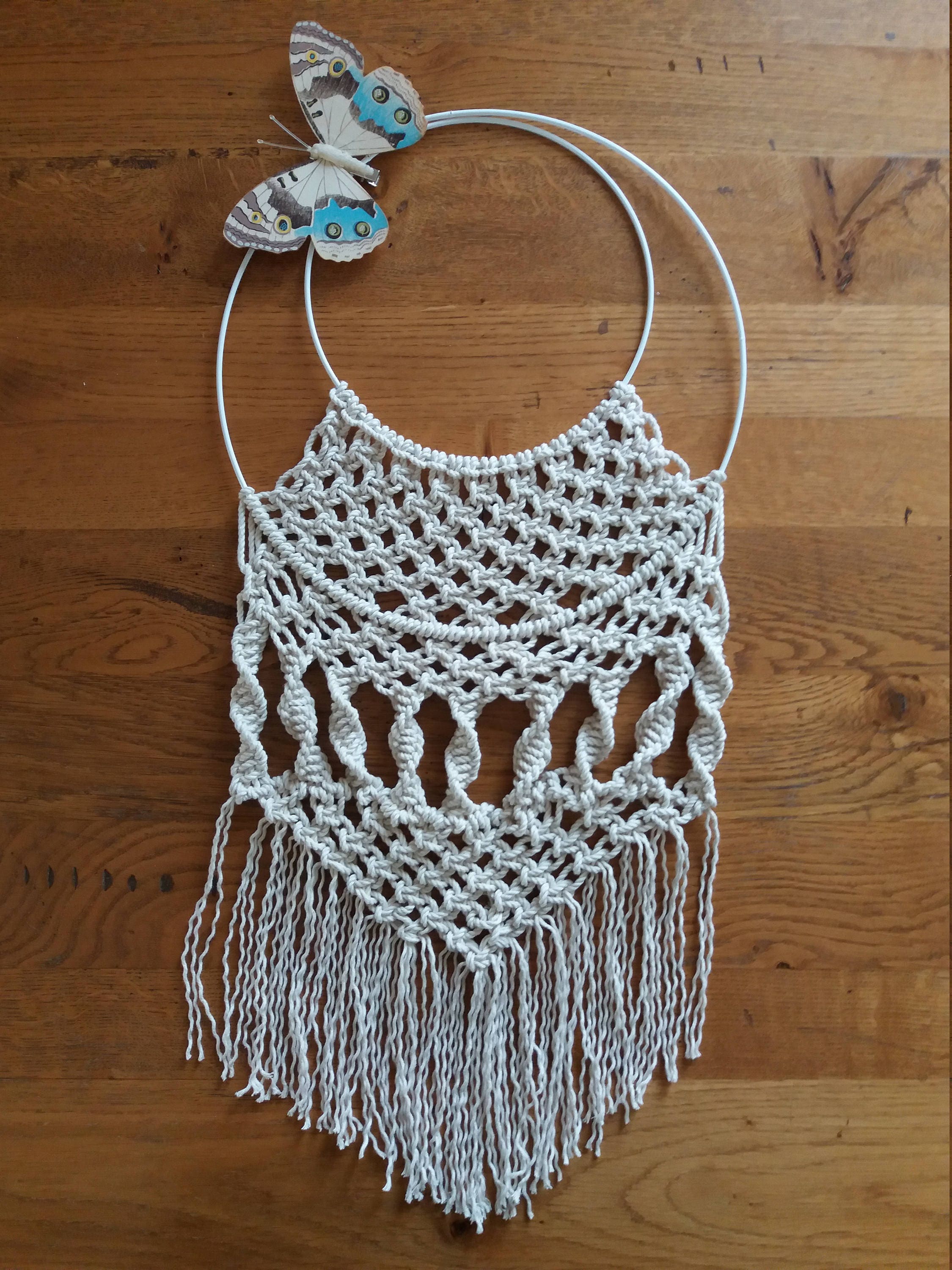 Capteur de Rêves Réalisé en Macramé