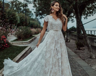 Gorgeous Retro-Inspired Boho Wedding Dress with Fine Lace Detailing and Ruffles/Beige Open Back Wedding Gown with Beautiful Train