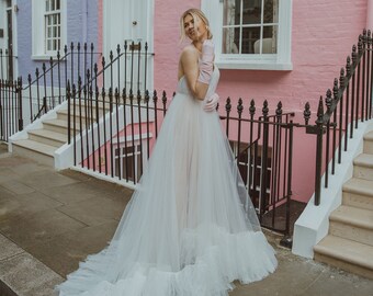 Tulle Wedding Dress with Lace Details / Voluminous Ruffles and Long Train Skirts / Maked Back Wedding Gown Blush Lining / Handmade