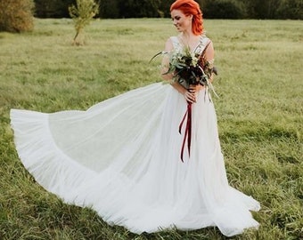 Blush Tulle Boho Wedding Dress With Ruffled Hemline/Bohemian Beach Wedding Dress with Cleavage and Open Back