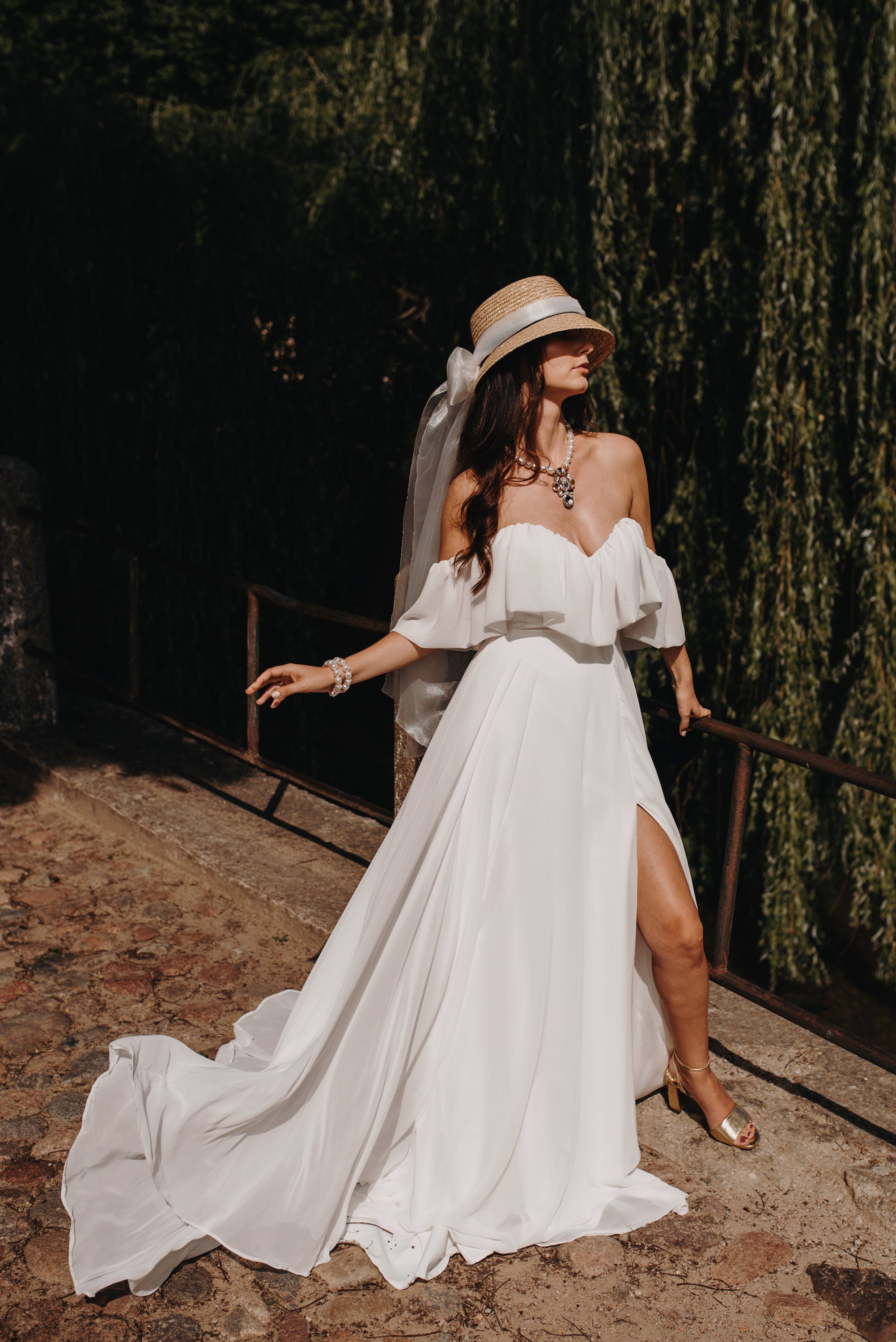 Abito Da Sposa O Festa In Chiffon - Spalle Scoperte, Corpetto Impero, Vita A-Line, Elegante Per Cerimonie