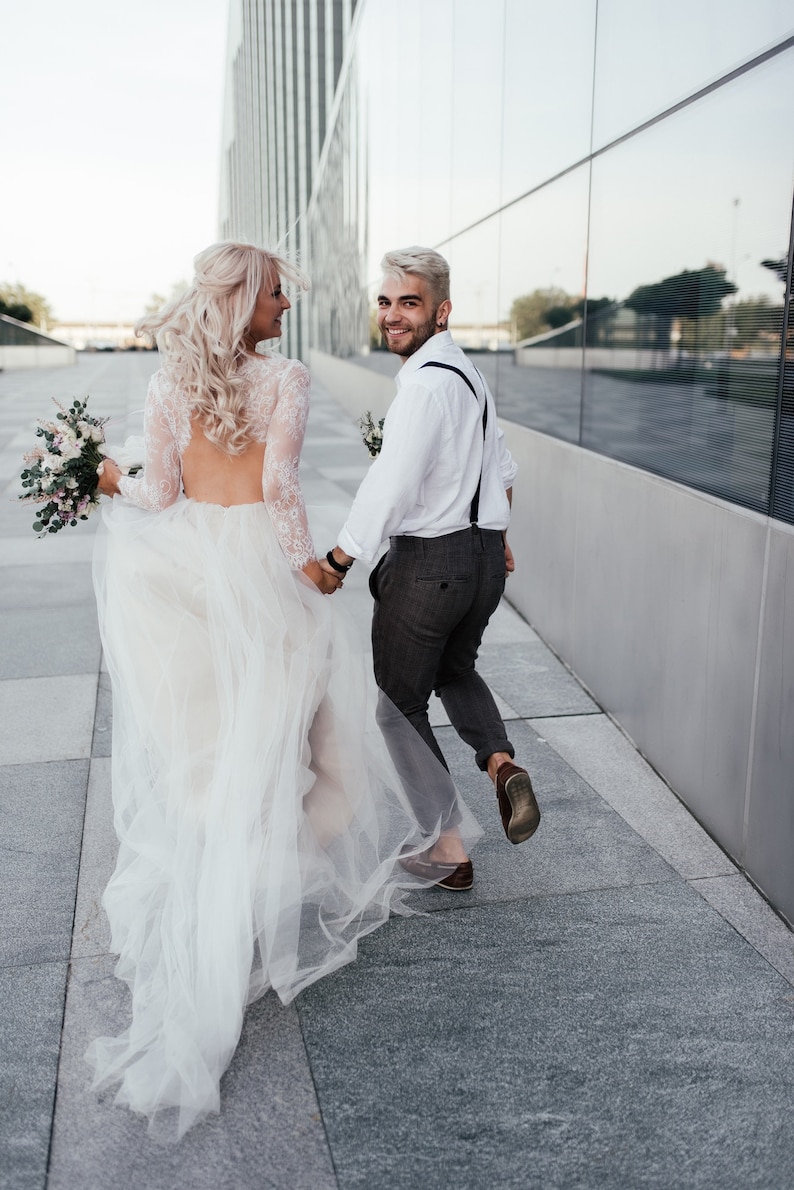 Robe de mariée volumineuse en tulle couleur lait avec doublure beige et dentelle délicate/robe de mariée d'été légère à manches longues image 8