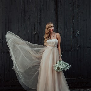 Bohemian Beige Tulle Wedding Dress With Bow Detail/romantic Beach Tulle ...