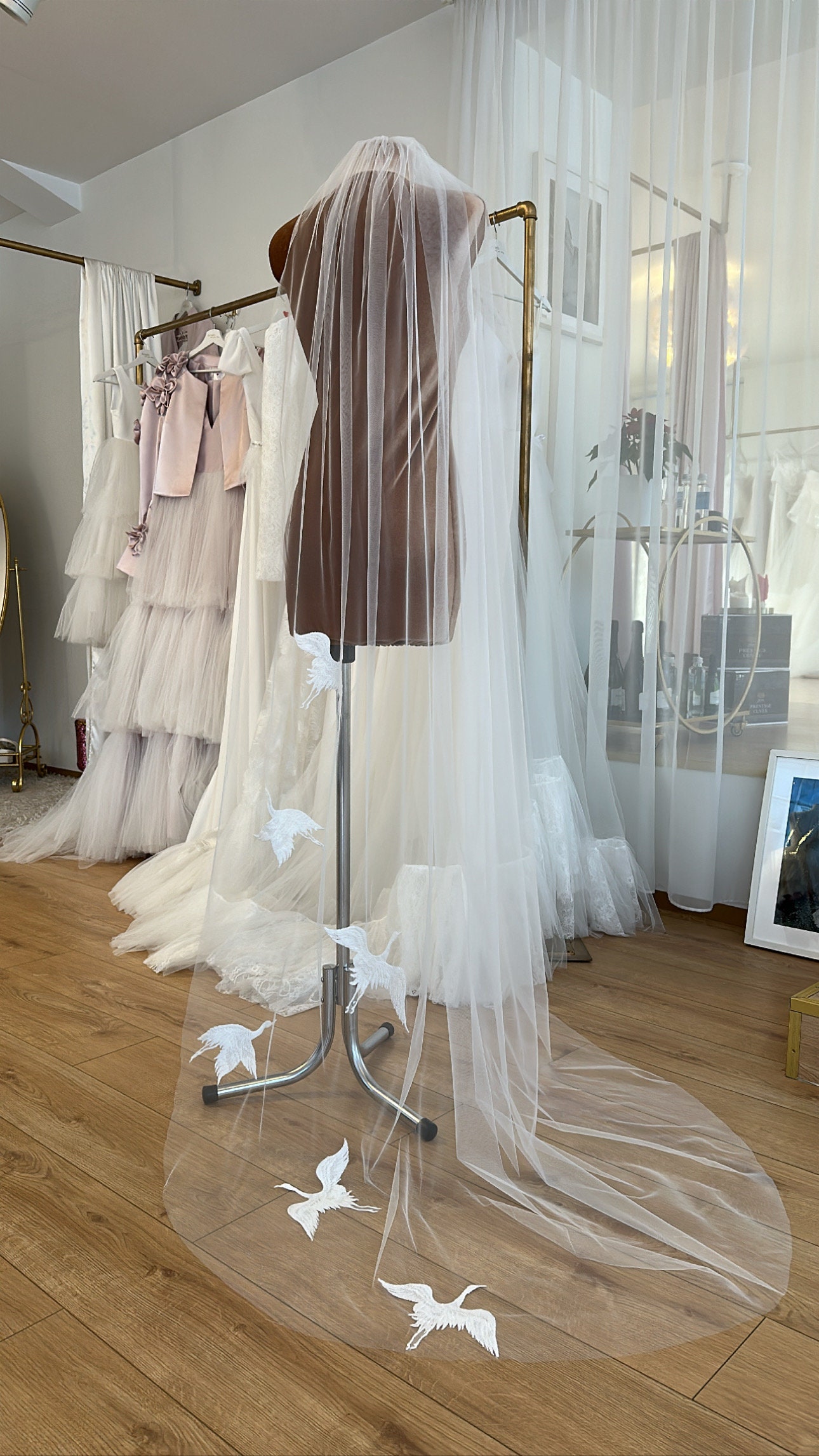 Veil Display Racks Wedding veil display ideas | Beachweddingtips.com