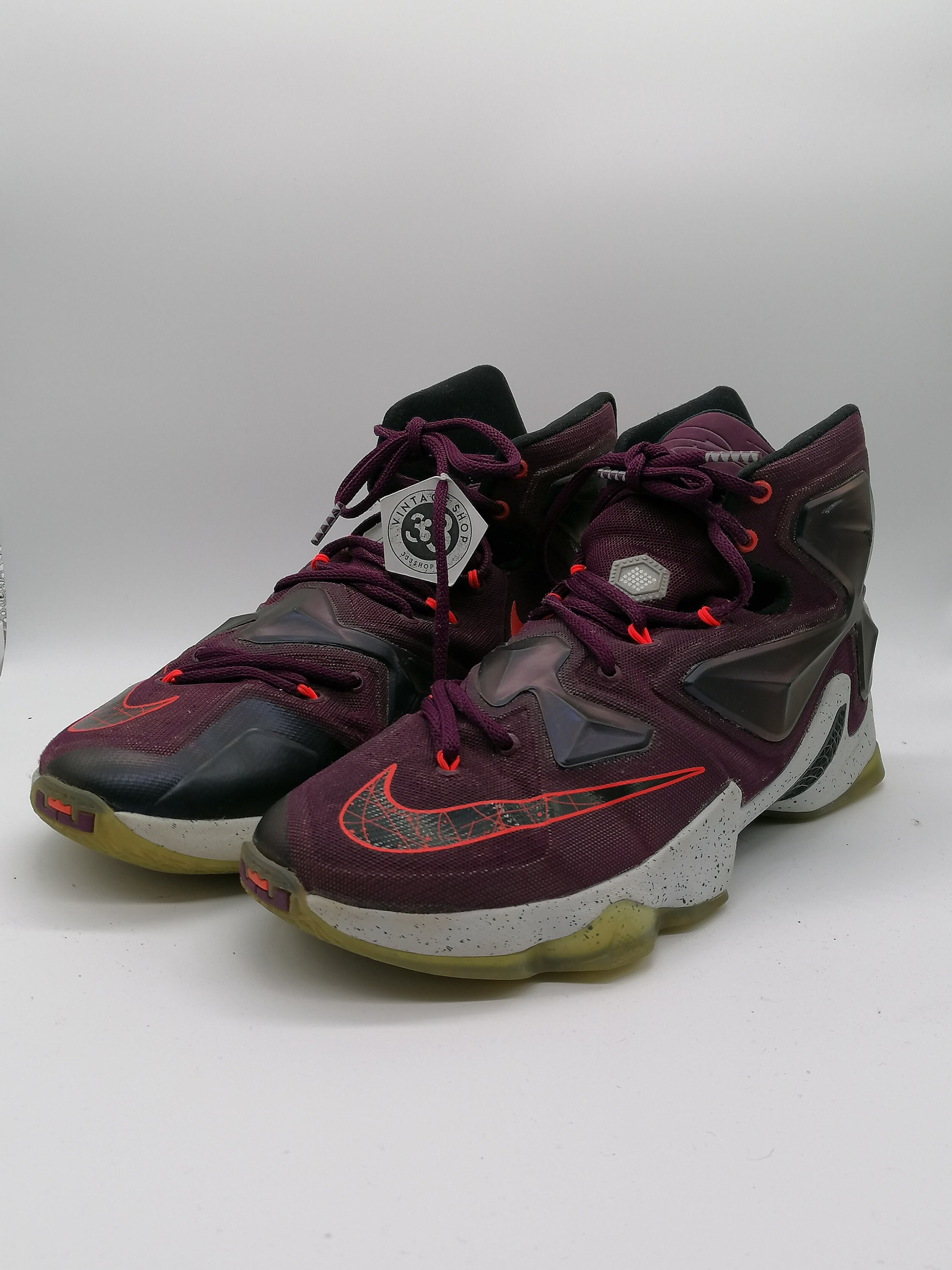 Lebron james shoes - Etsy Nederland