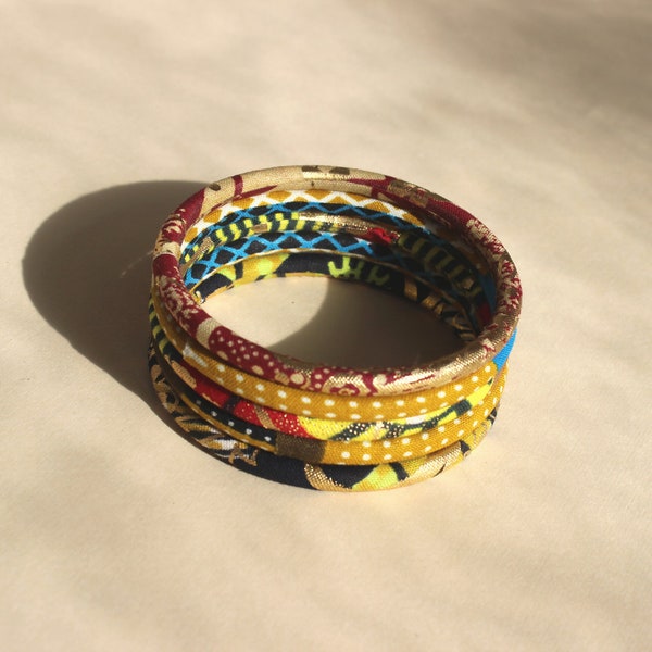 Bracelets en tissus pagne africain multicolor et or pour femmes