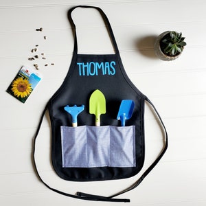 Personalized Kid Garden Apron, Kids Garden Apron, Kids Gardening Gift, Birthday Gift for Kids