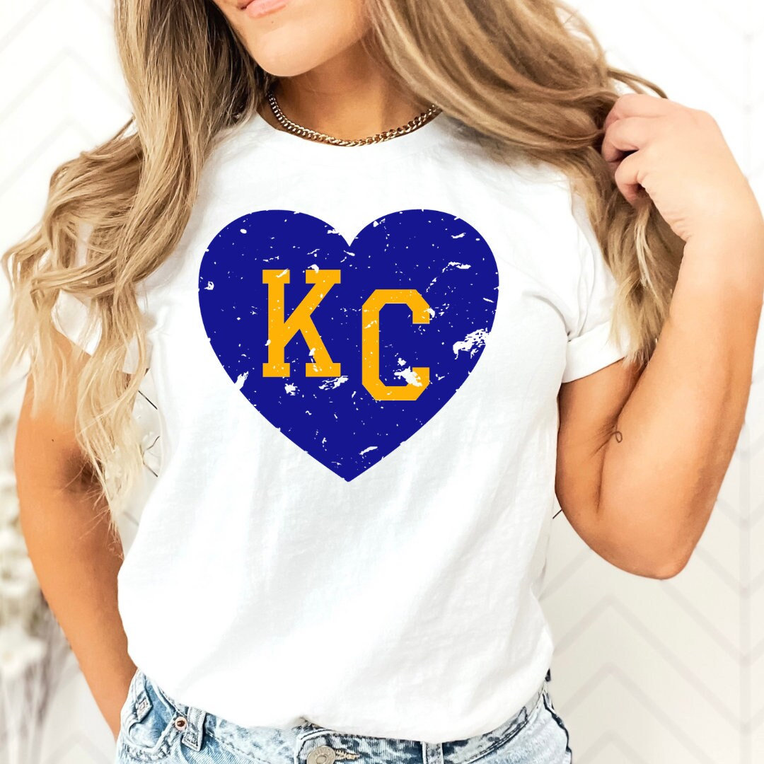 Womens Kansas City Royals Set Of Two Short Sleeve Shirts SIZE MEDIUM -  beyond exchange