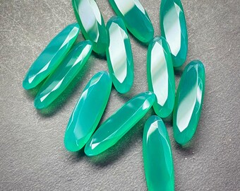 Ónix verde de corte ovalado liso de 9 x 30 mm - Cuentas de ónix verde de corte ovalado - Cuentas lisas de ónix verde de corte ovalado - Venta al por mayor de gemas de ónix verde de corte verde