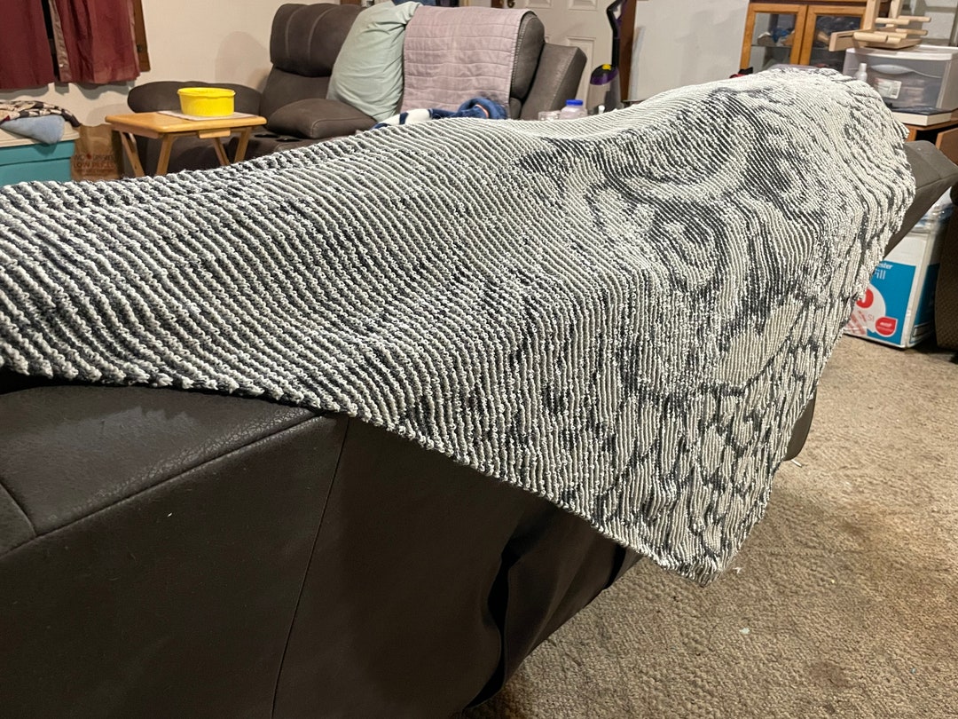 knitted owl shawl