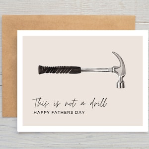 Druckbare Vatertagskarte | Handyman Dad Karte | Garage Tools Happy Fathers Day | Mechaniker | Opa | Bruder | Sohn | Dies ist kein Bohrer