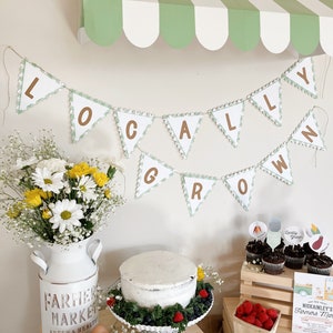 Verjaardagsbanner boerderij | Verjaardag kleine blauwe vrachtwagen | 2e verjaardag | Verjaardag boerenmarktthema | Decoraties voor tweede verjaardag | Fruitbloem